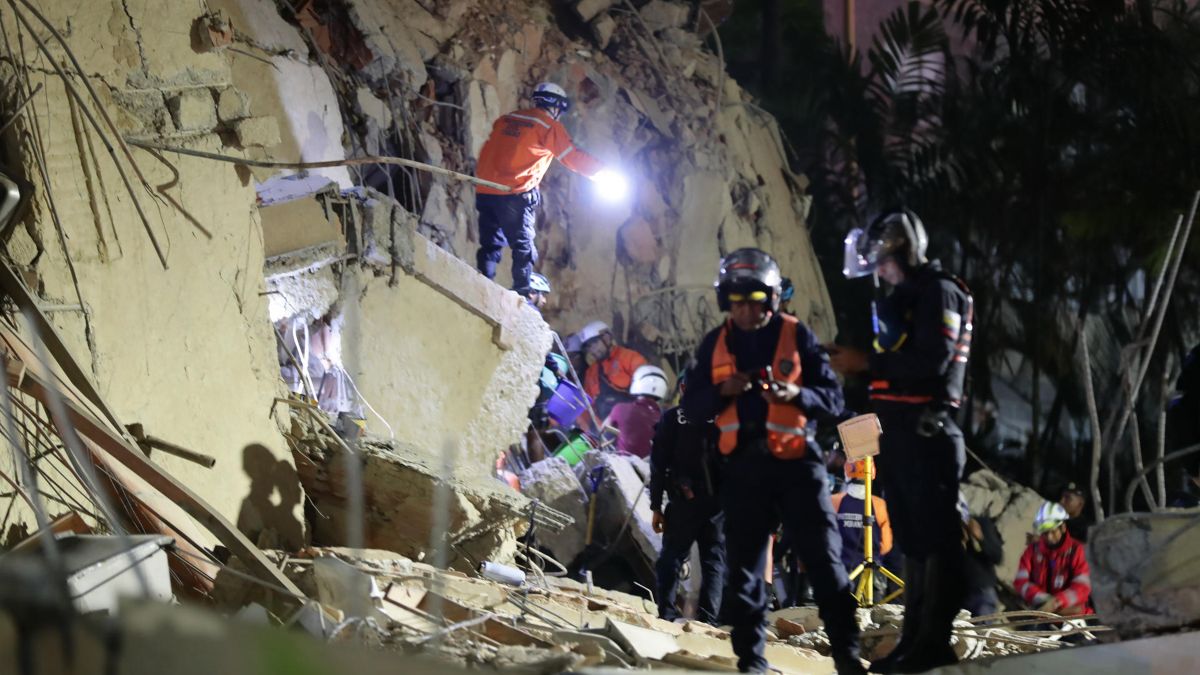 Venezuela reporta 920 muertos por terremotos