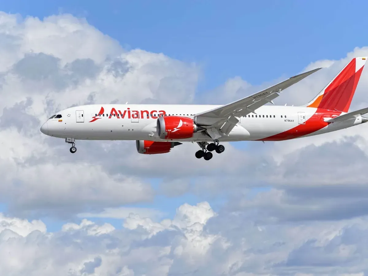 Avianca reanuda vuelos temporales entre Colombia y Venezuela tras terremotos