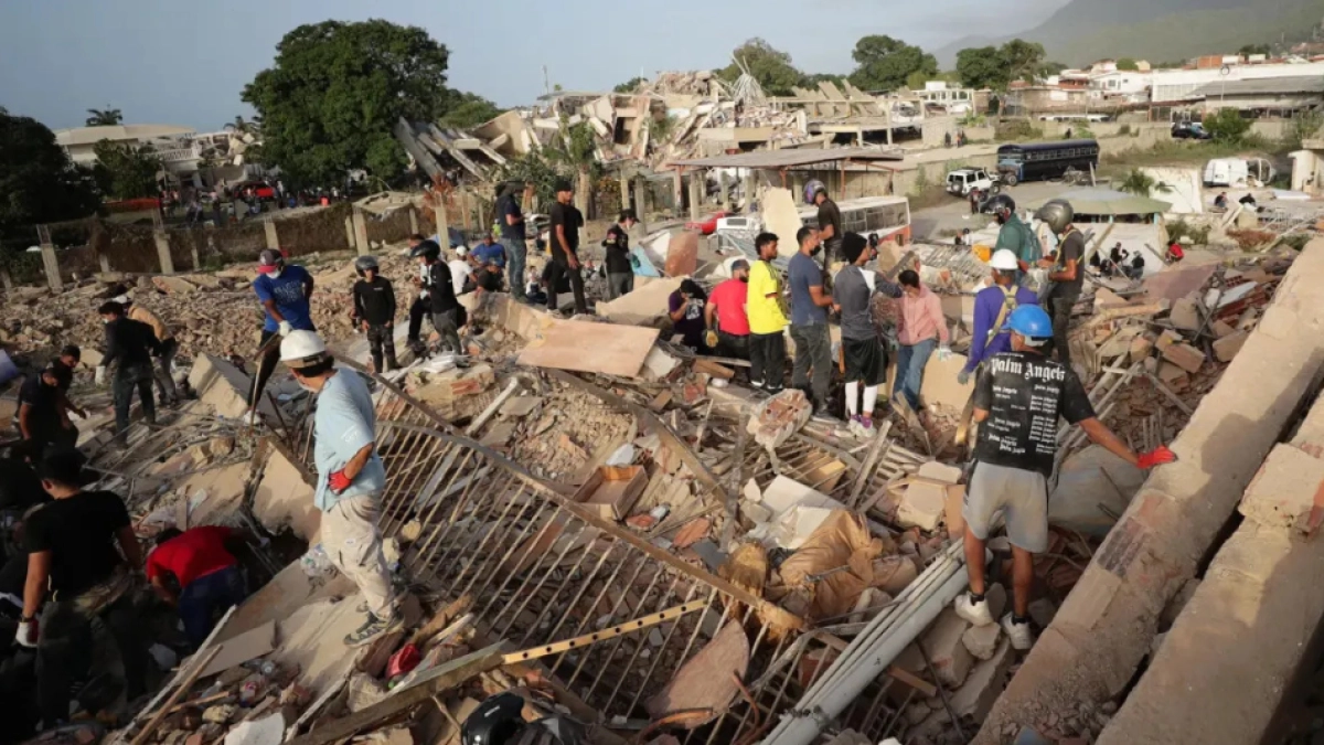 Rescatista en Venezuela pide no congestionar vías hacia La Guaira