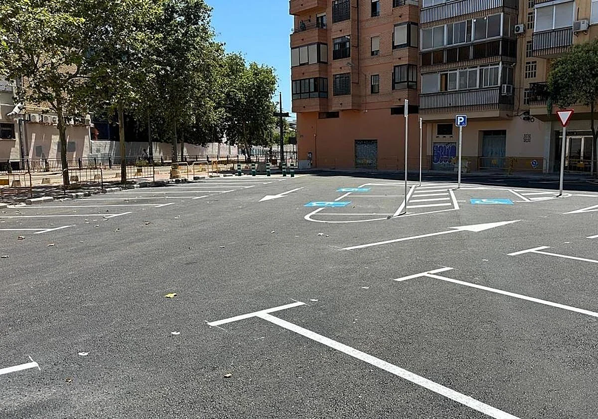 Barrio de Valencia estrena zona de estacionamiento libre y gratuito