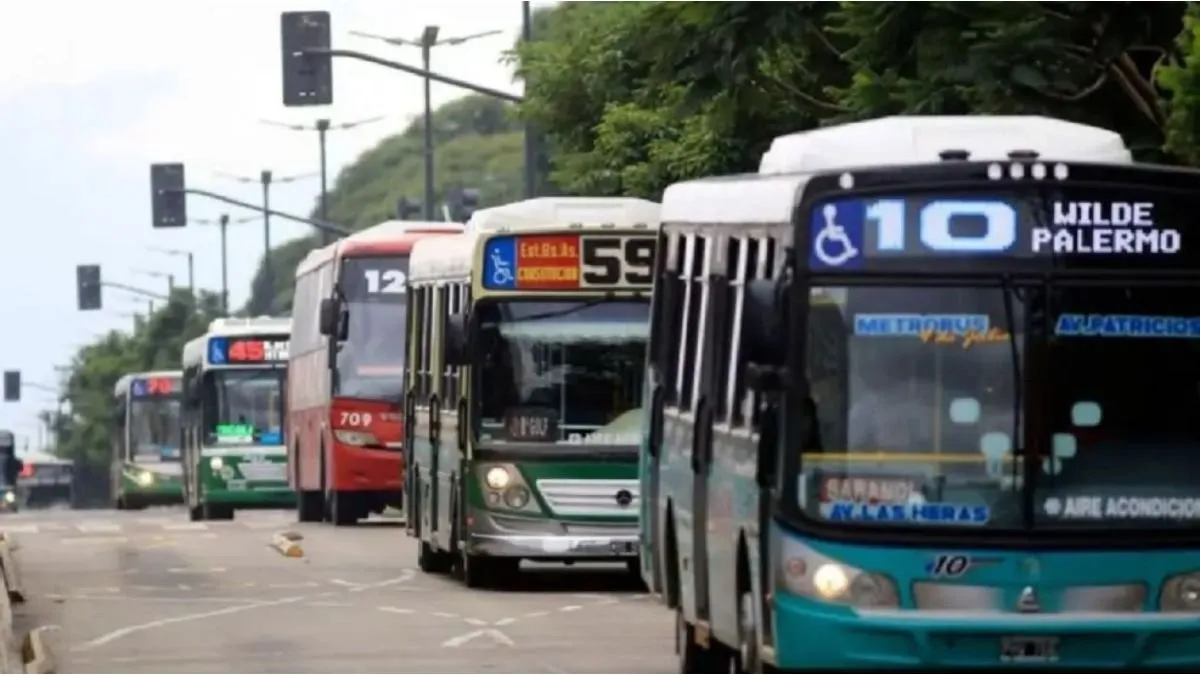Mañana aumenta el transporte público: cuánto costarán colectivos, subtes y peajes desde el 1 de julio