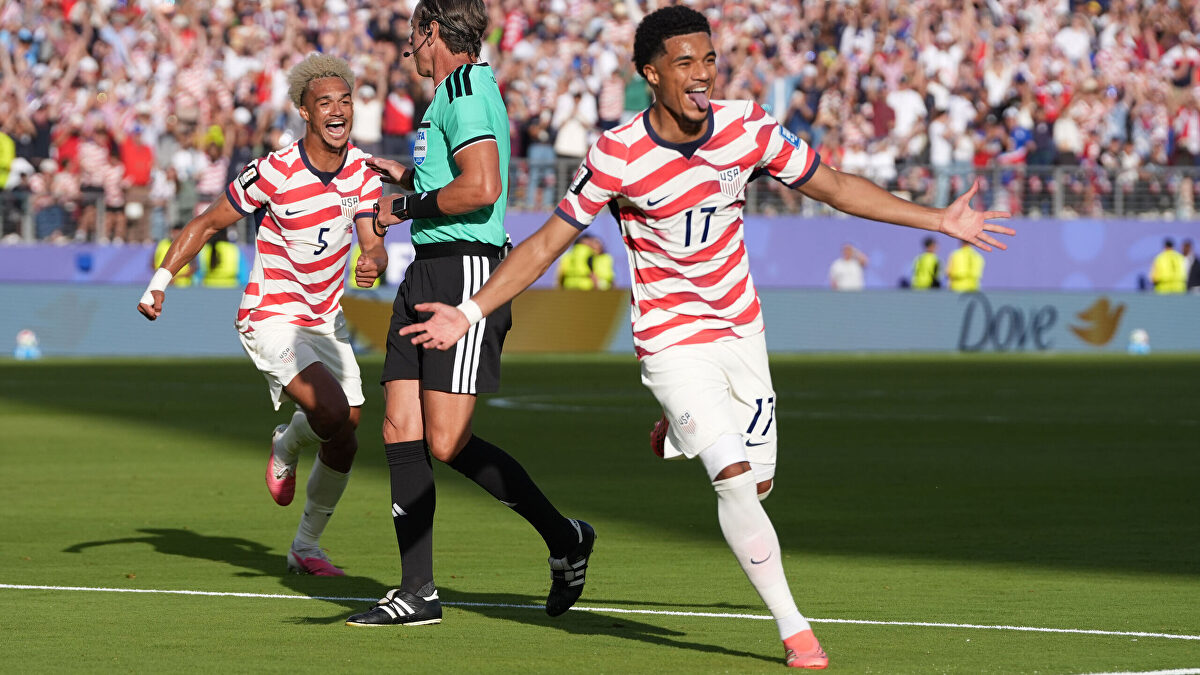 Estados Unidos vence a Bosnia 2-0 y avanza a octavos del Mundial