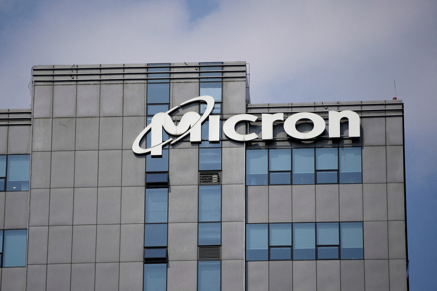 Michael Burry revela posición corta en Micron tras fuerte rally