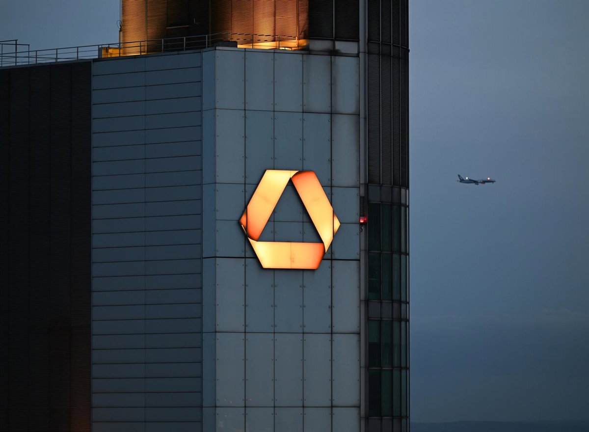 Finaliza plazo para adherirse a OPA de UniCredit sobre Commerzbank