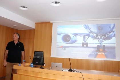 La seguridad como factor en el diseño de pintura de aviones