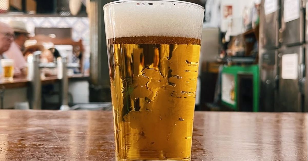 Audio viral de extranjera que solo quería tomar una cerveza en Sevilla