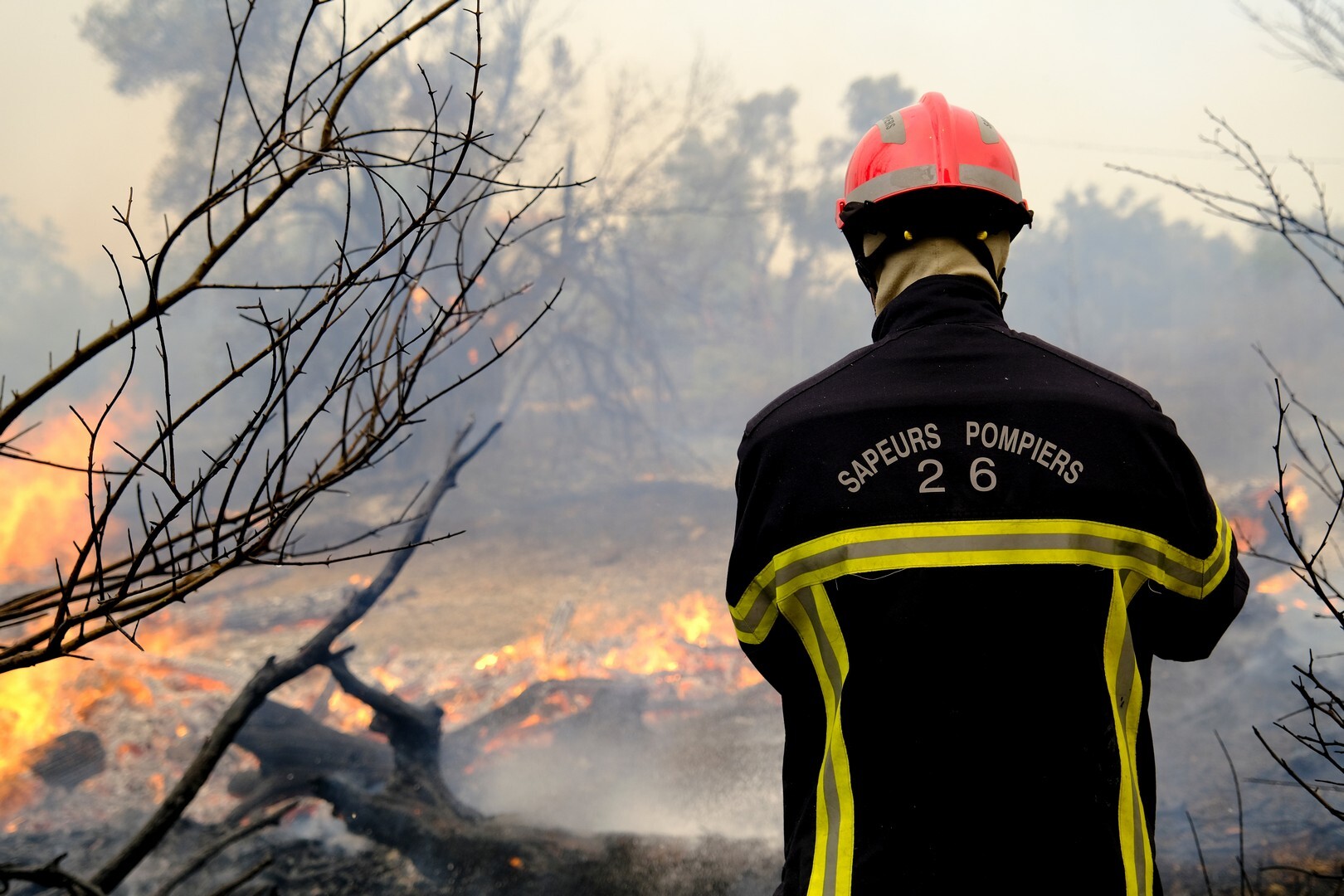 Tercera etapa del Tour de Francia sin público por incendio