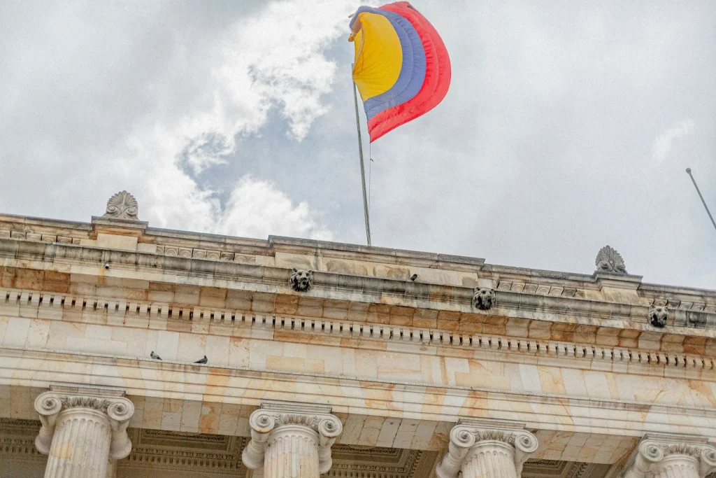 Abelardo de la Espriella detiene desobediencia civil contra empresas españolas en Colombia