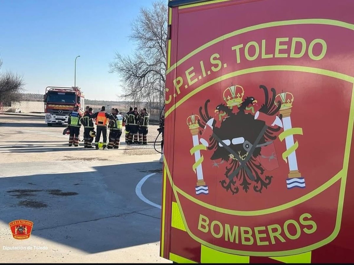 Incendio en depósito de gasoil en Guadamur (Toledo) fue extinguido