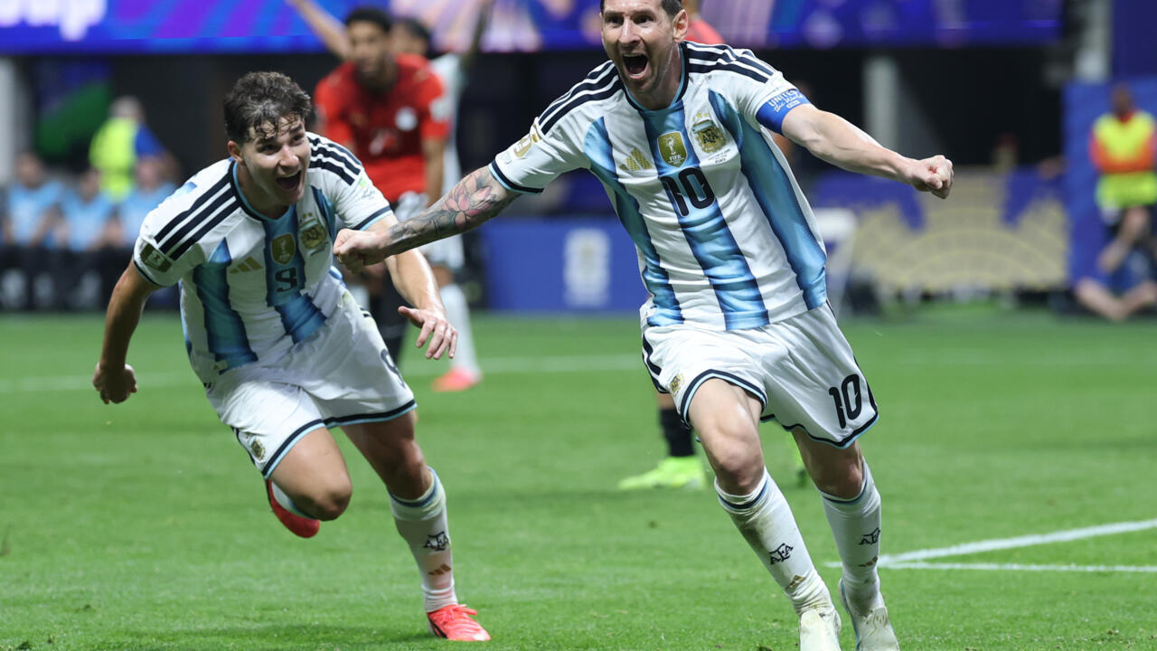 La Argentina de Messi se niega a morir en una heroica remontada ante Egipto