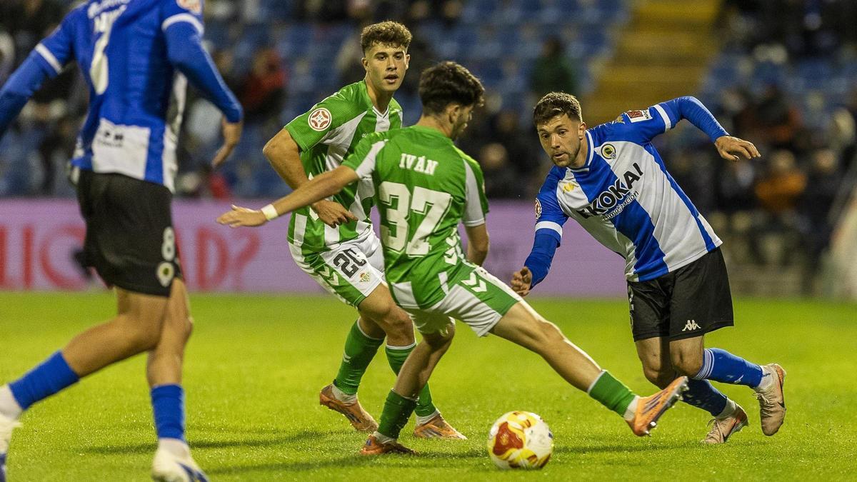 Hércules renuncia a Calavera para fichar a Aitor Gismera