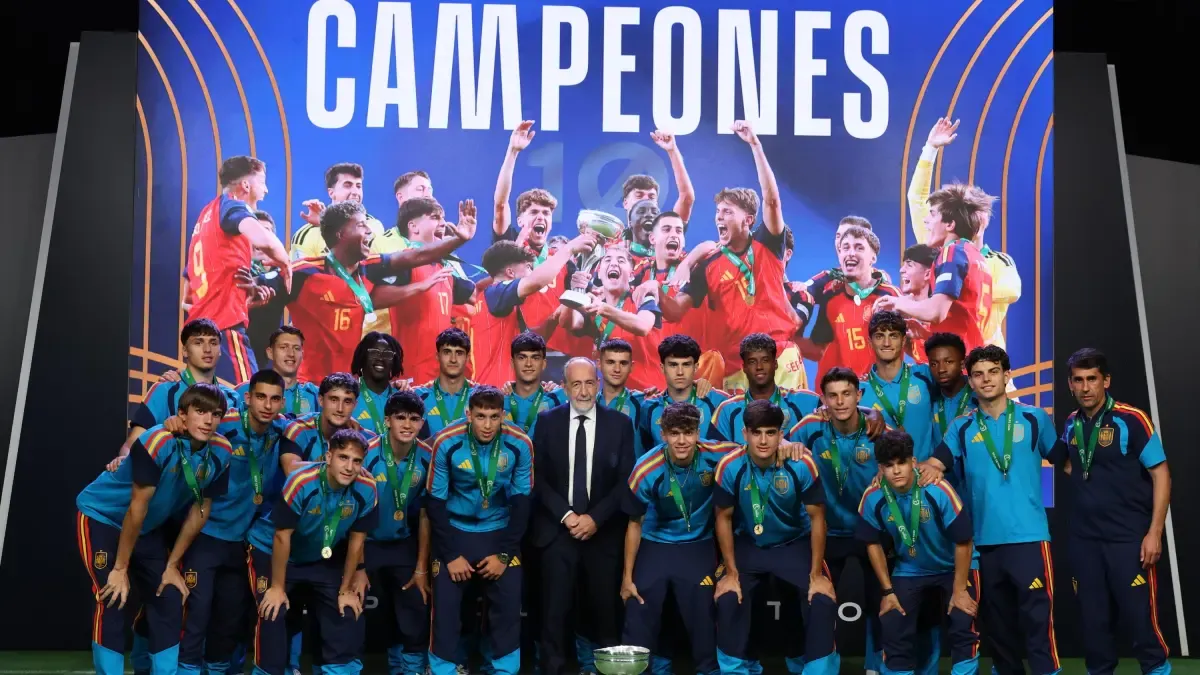 Gallardo destaca a la generación 2007 como mejor Sub-19