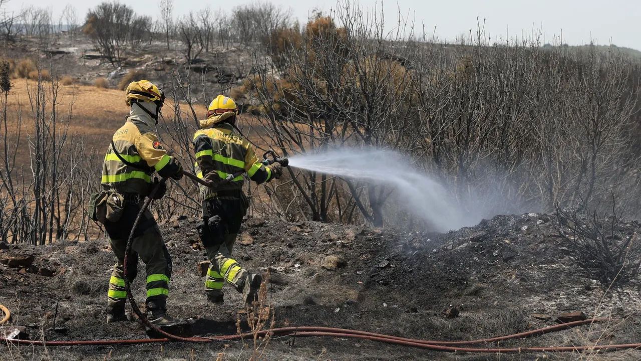 Incendio en Orés estabilizado tras arrasar 14.400 hectáreas y evacuar 1.000 personas