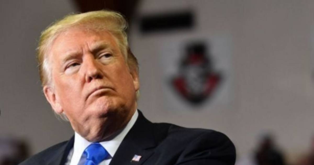Trump modifica su postura sobre J. Carter