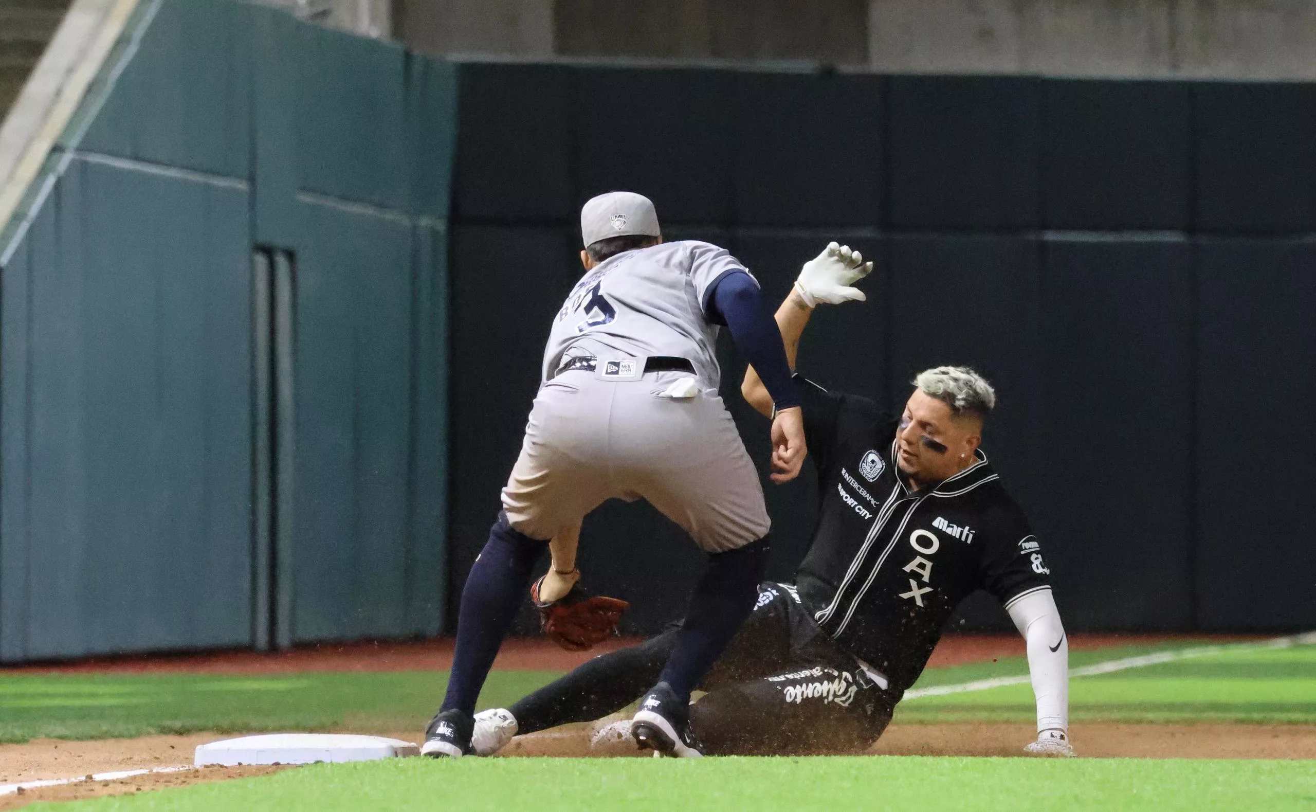 Tigres de Quintana Roo aseguran serie tras victoria sobre Guerreros de Oaxaca