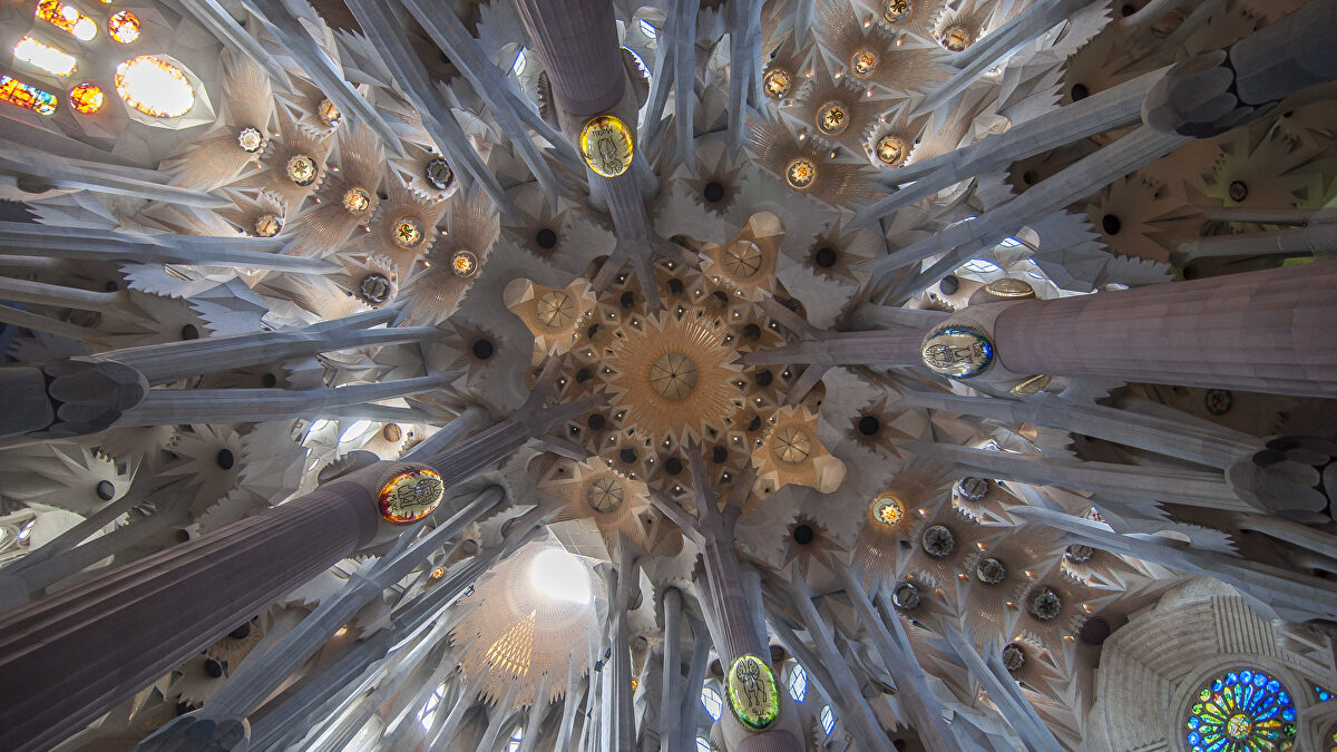Especial Gaudí: claves espirituales y aspectos destacados del arquitecto