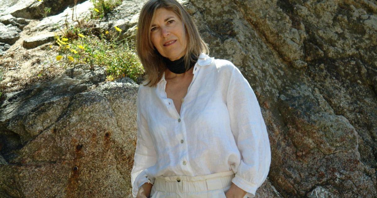 Elisabeth Anglarill debuta con thriller sobre secretos en yacimiento de Empúries