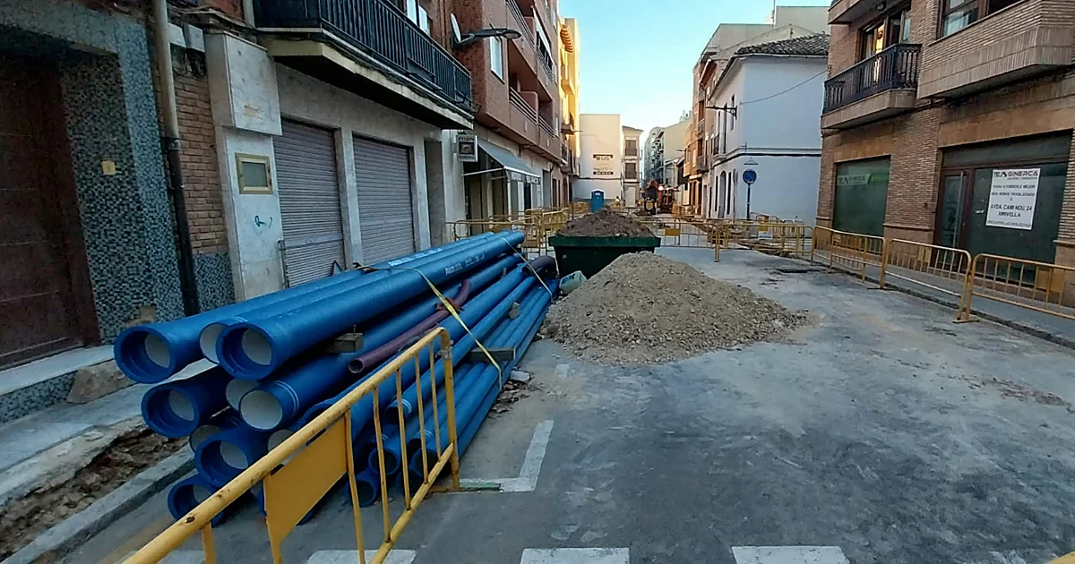 Veolia remata la red de saneamiento del centro de Xirivella y mejora la de un parque