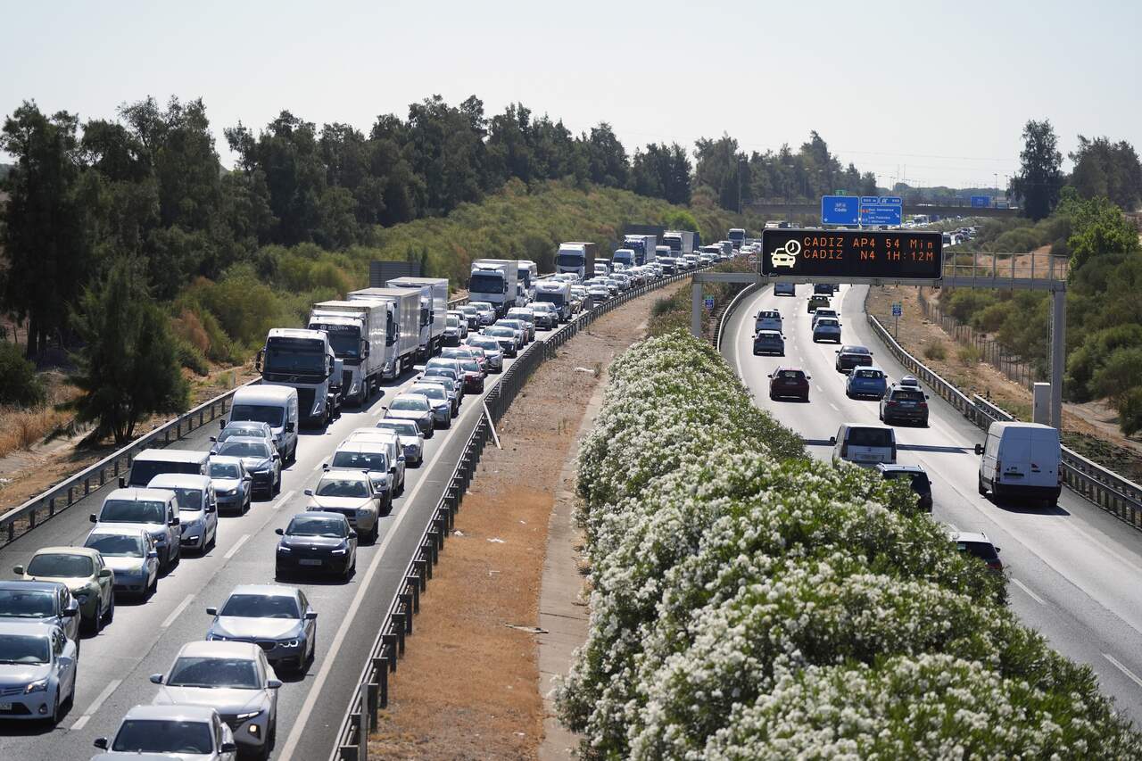 La subdelegada del Gobierno asegura que reclamará el tercer carril de la AP-4 hasta Jerez