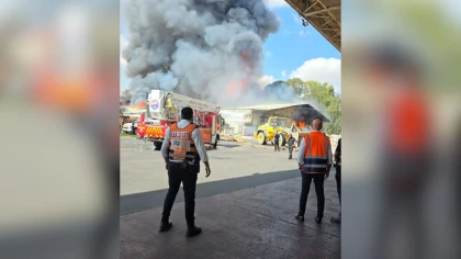 Se produce un incendio en una fábrica de Sderot (Israel); se descarta una fuga química [ENG]