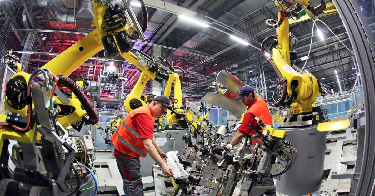 Porsche anuncia recorte de 5,000 empleos hasta 2035