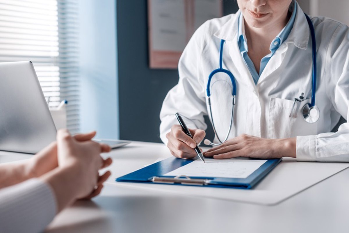 Mujeres realizan 78% de consultas por enfermedad rara en familiares