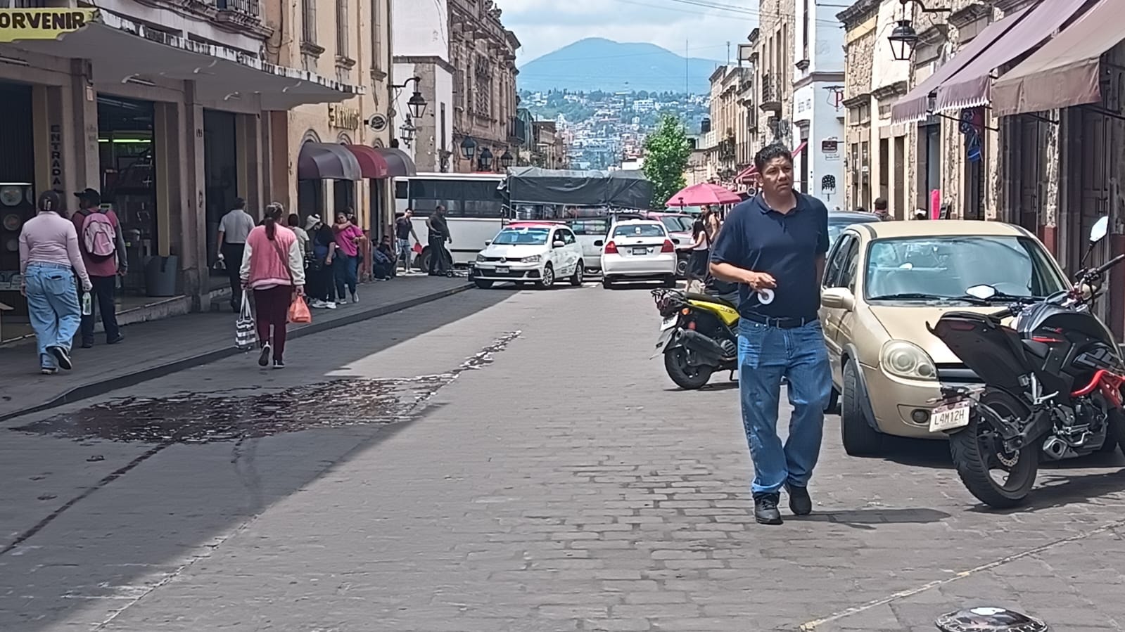 Taxistas de Alfa Plus bloquean calles del Centro Histórico de Morelia