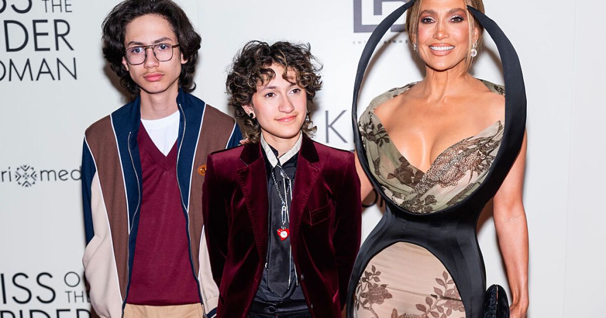 Jennifer Lopez se prepara para despedir a sus hijos que van a la universidad