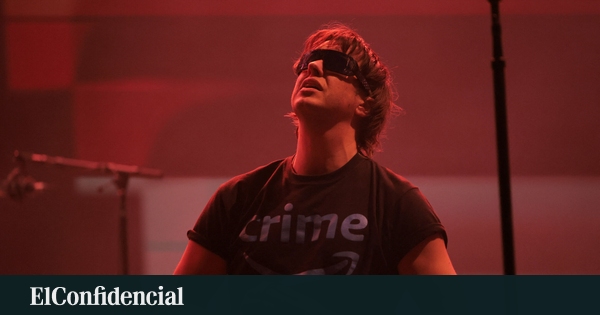 The Strokes lanzan nuevo disco con autotune