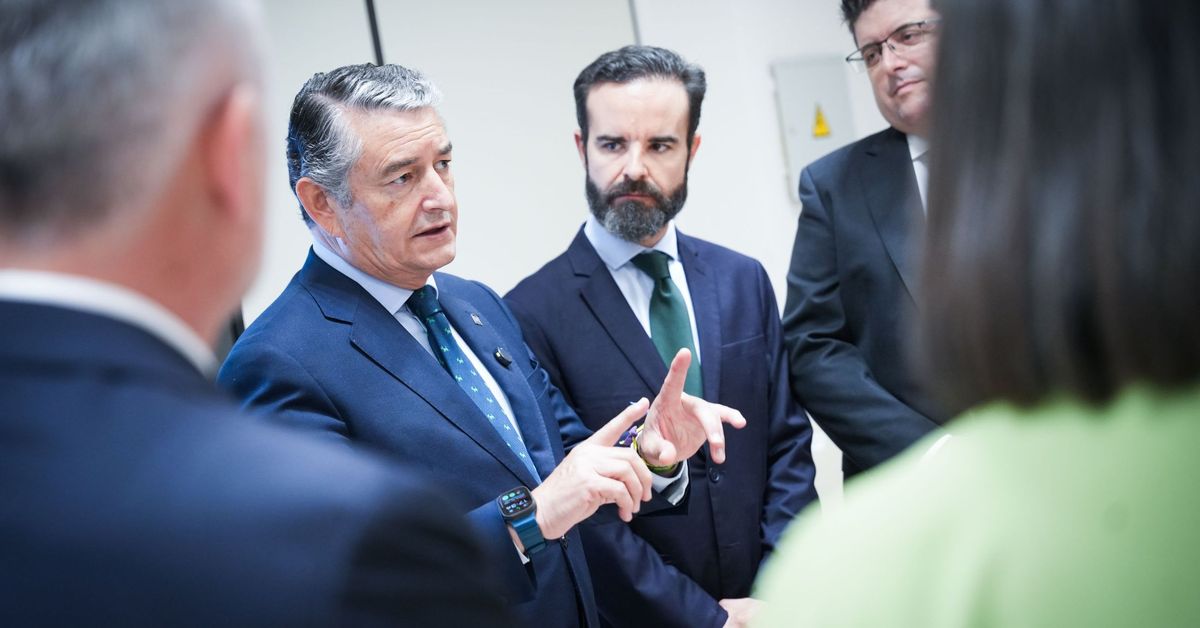 Sanz apuesta por técnicos en cúpula de Sanidad