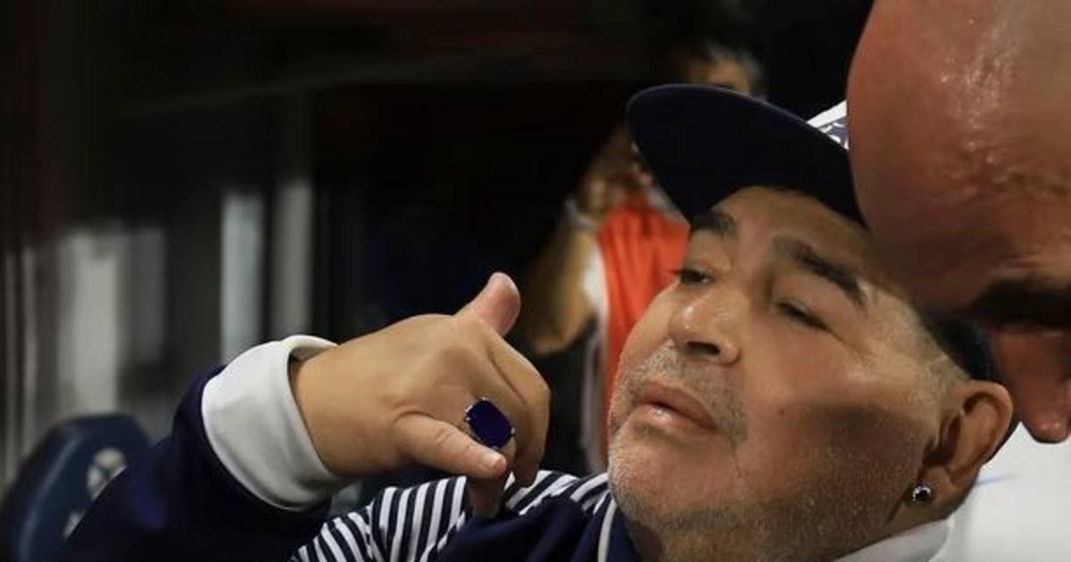 Custodio de Maradona relata que pedía por Leopoldo Luque