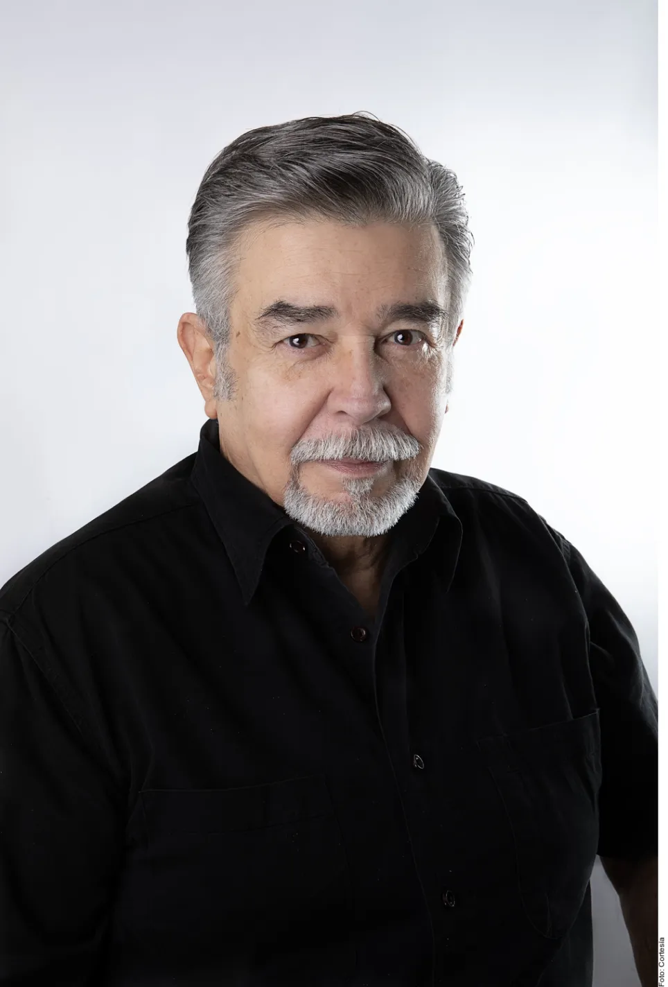 Regresa a Monterrey tras su recuperación