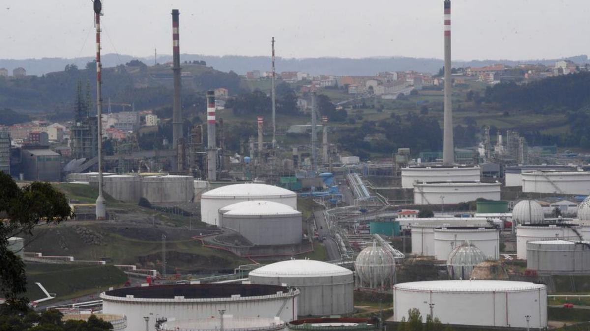 Repsol acepta ayuda estatal de 133,4 millones para hidrógeno ecológico en A Coruña