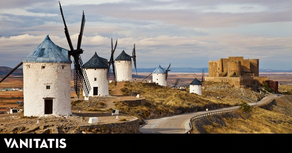 Pueblo de Castilla-La Mancha destaca por molinos y azafrán
