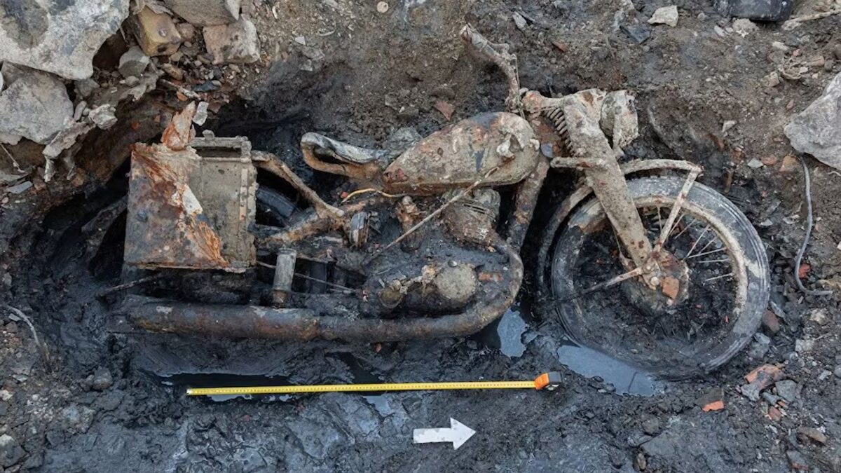 Sequía del Danubio revela moto nazi y soldados alemanes