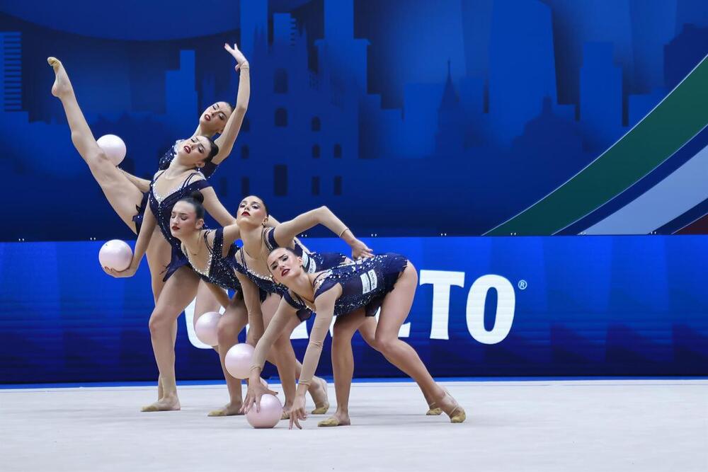 España destaca en el All-Around de gimnasia rítmica