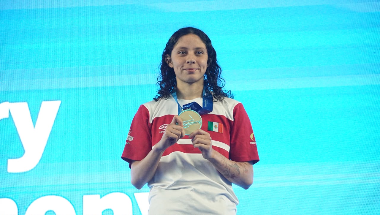 Citli Salinas gana segundo oro en Serie Mundial de Paranatación
