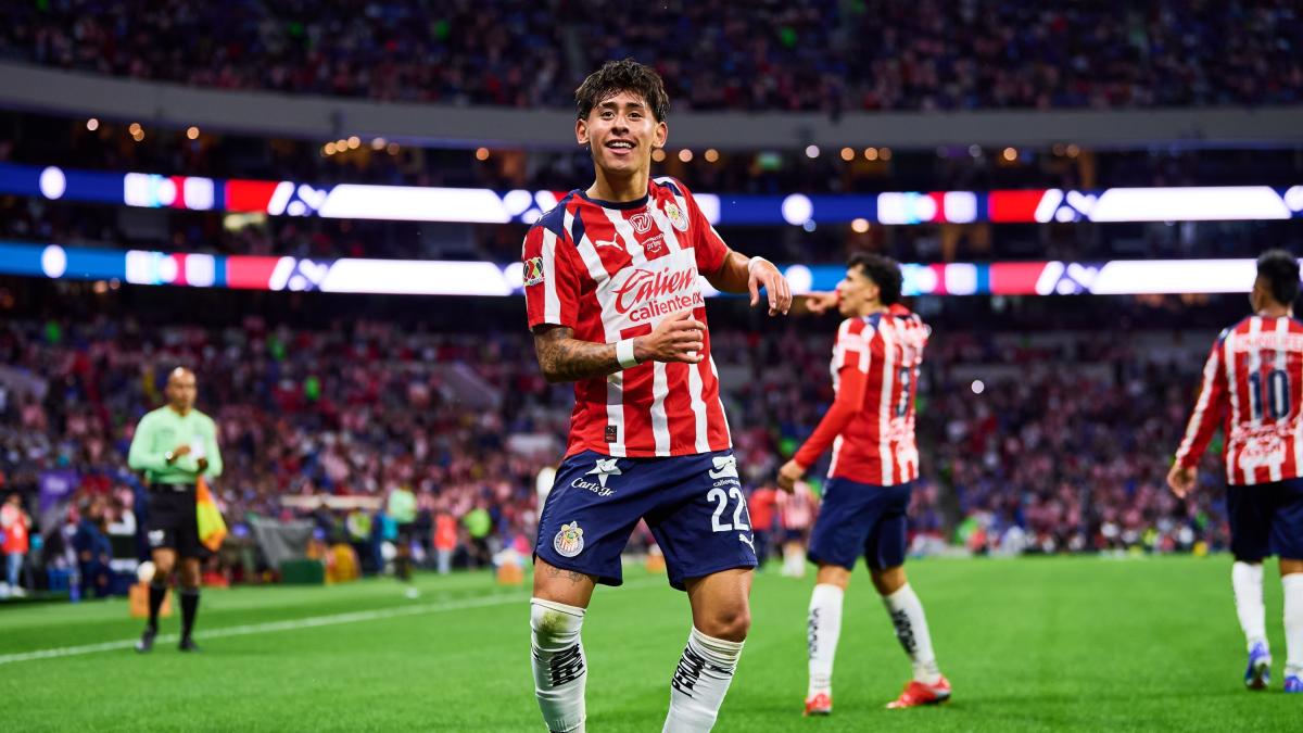 Santi Sandoval promete ser campeón con Chivas