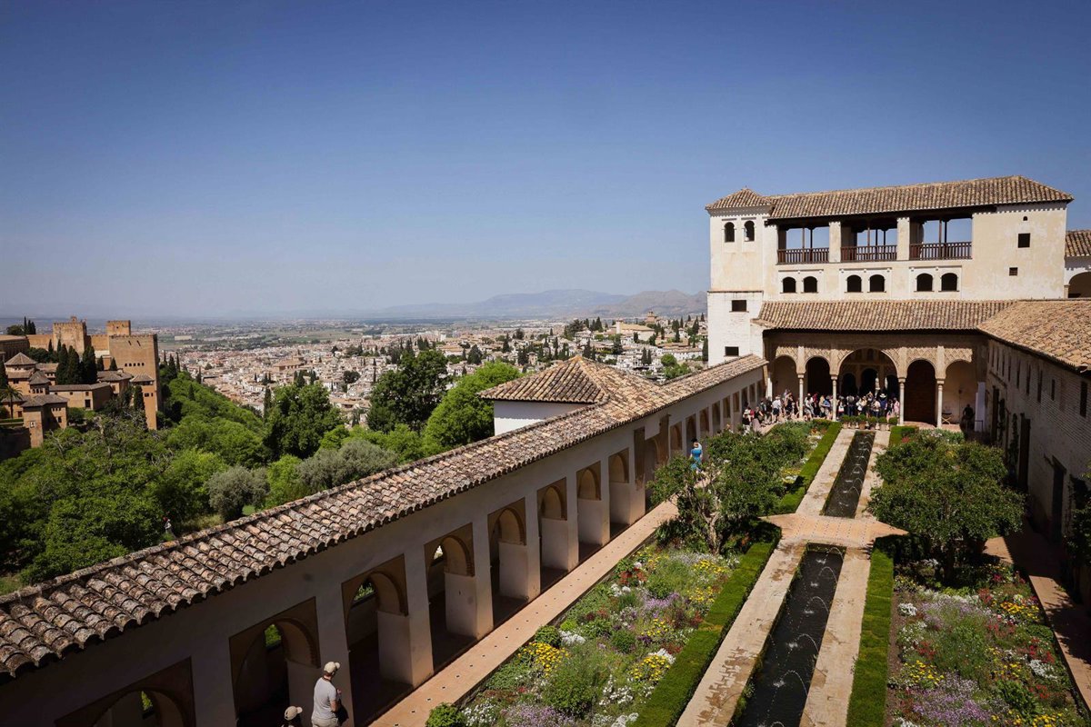 La Alhambra no presenta daños estructurales tras terremotos, solo decorativos