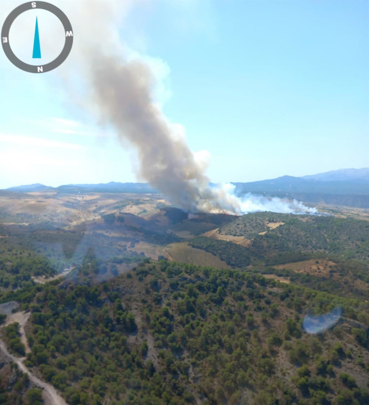 Incendio en Las Charcas, Jayena (Jaén), estabilizado