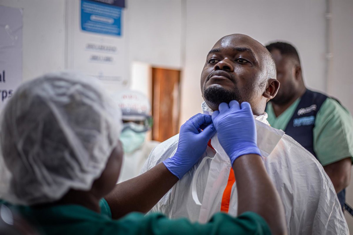 Muertes por ébola superan las 2,400 en República Democrática del Congo