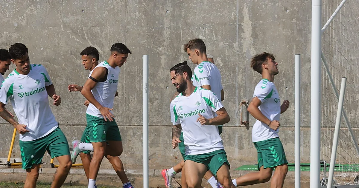 Real Betis y Real Sociedad inician temporada de Champions
