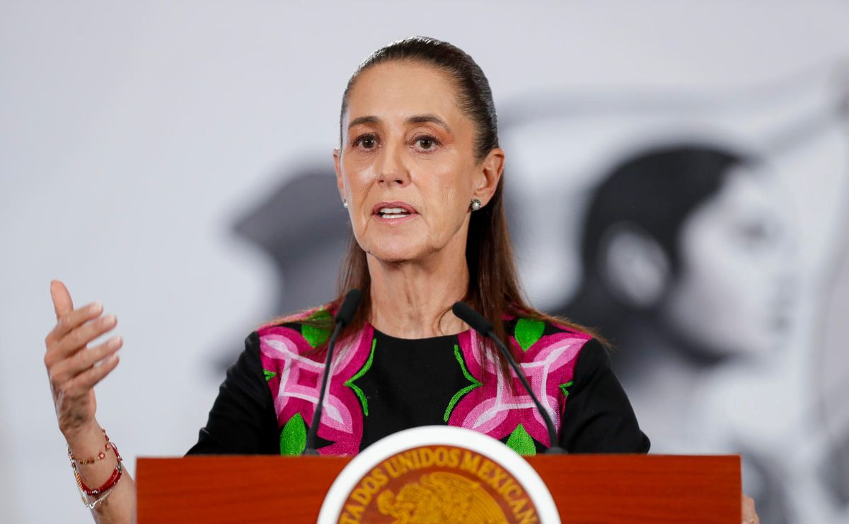 Sheinbaum comenta regreso de Rocha Moya y prioriza intereses del pueblo