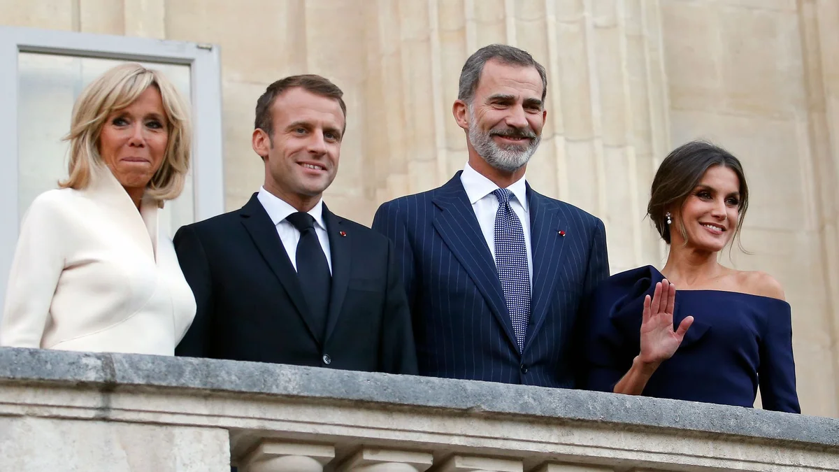 Felipe VI y Letizia reciben a los Macron antes de mudanza de infanta Sofía