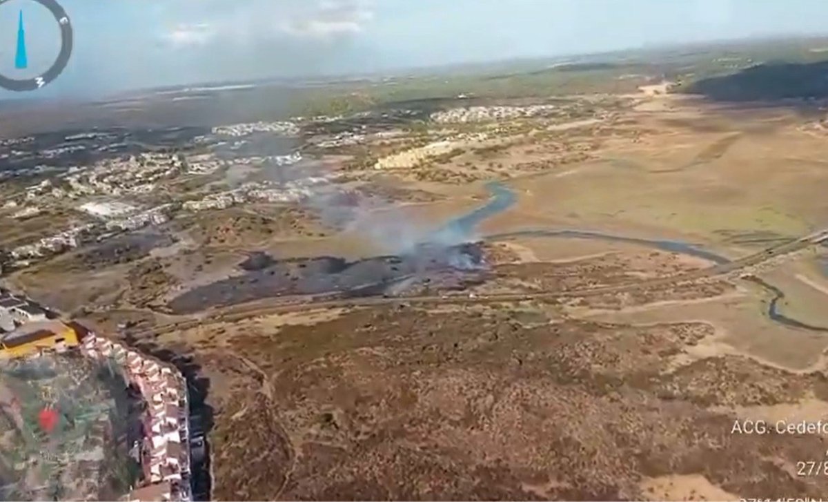 Incendio forestal declarado en Costa Esuri, Huelva