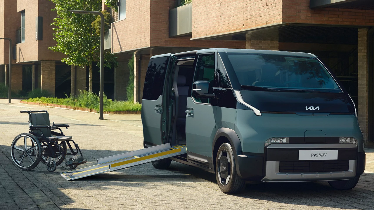 KIA PV5 WAV ofrece funciones de fábrica que otros fabricantes delegan