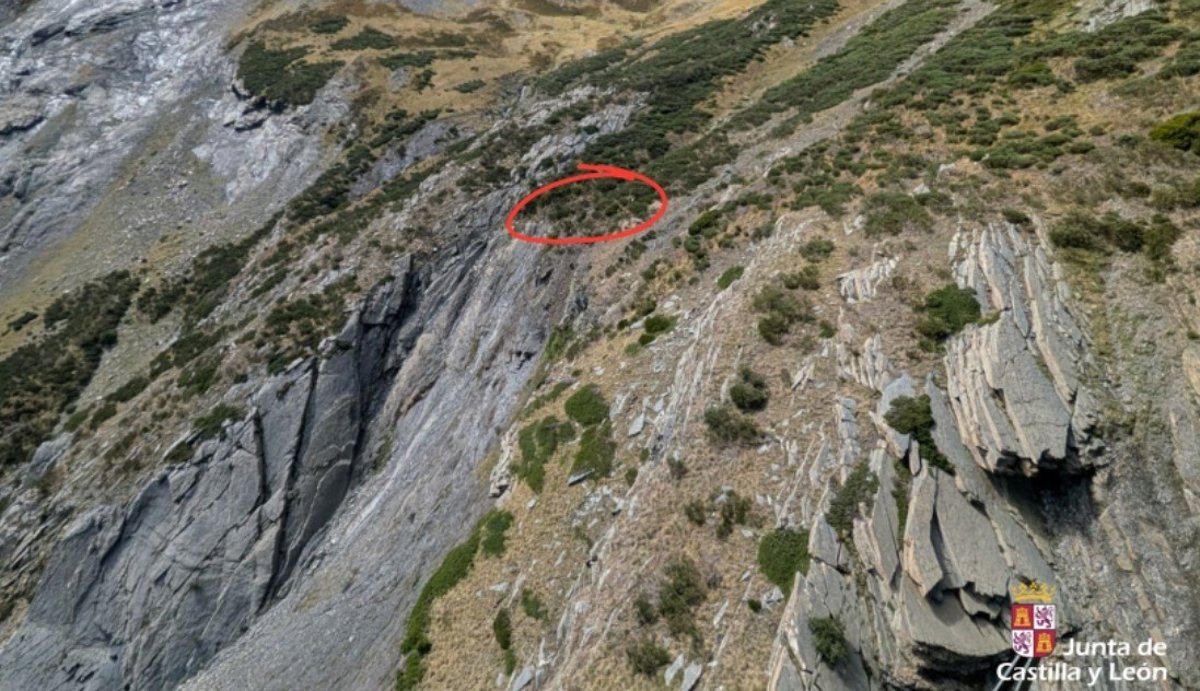 Evacuados en helicóptero dos senderistas en Pico Murcia, Palencia