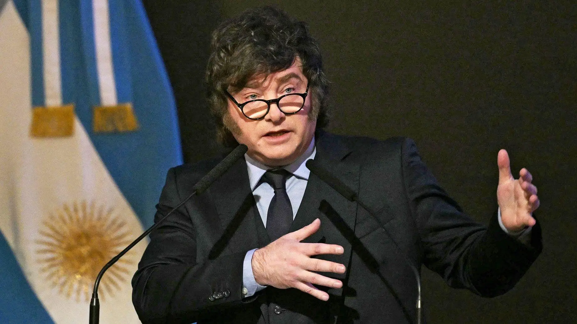 Reino Unido mantiene apoyo inquebrantable a las Malvinas tras declaraciones de Milei