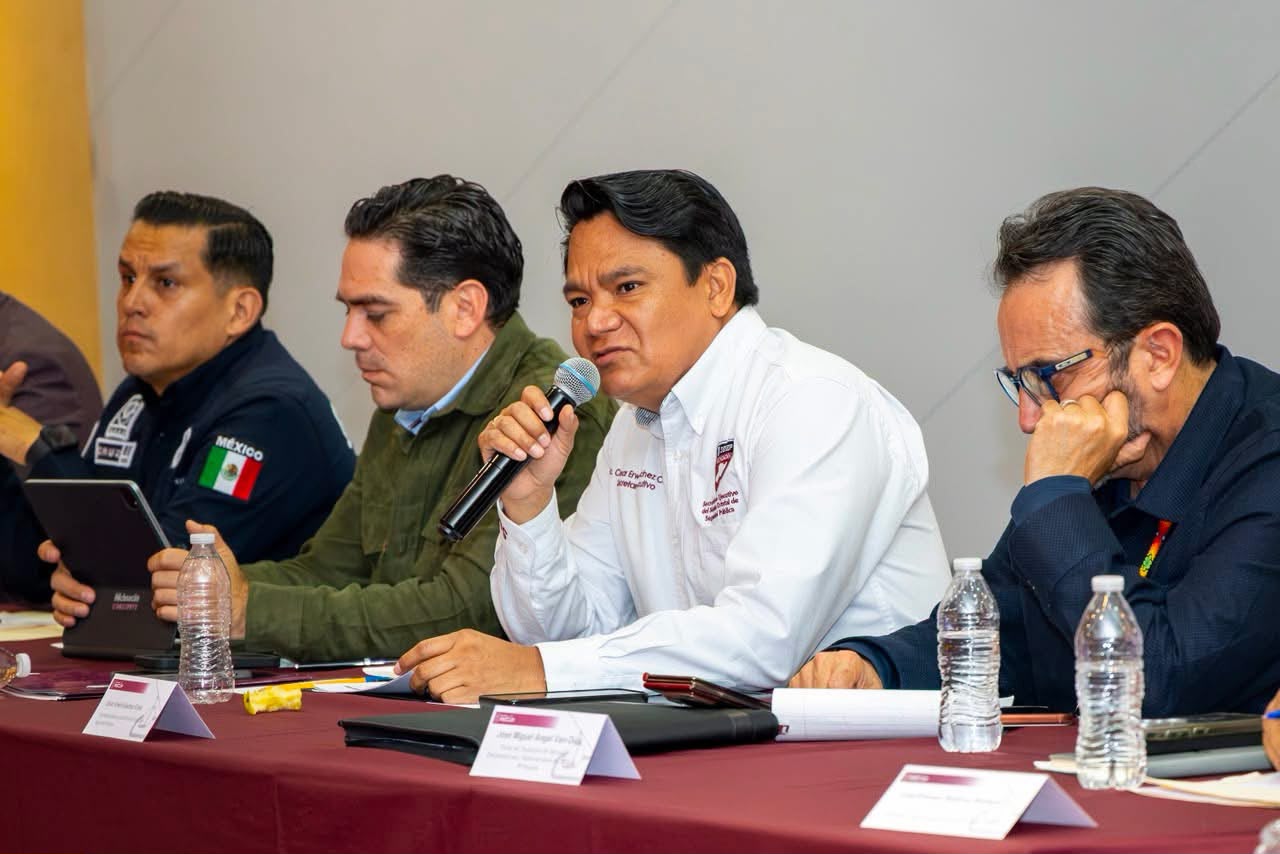SESESP niega instrucción para dar de baja a policías en Uruapan