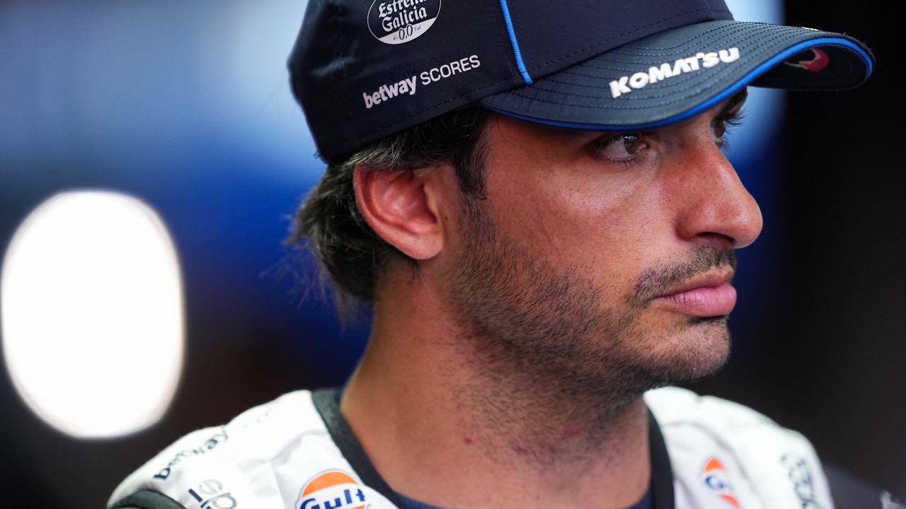 Sainz reconoce esfuerzo de Williams pese a falta de coche competitivo